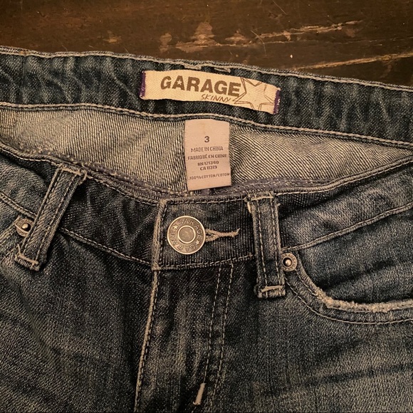 Distressed Boyfriend Jeans - Picture 4 of 4